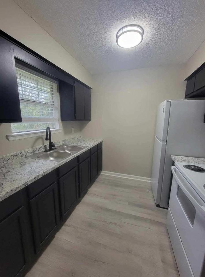 Westside Villas - Photo 6 of 9