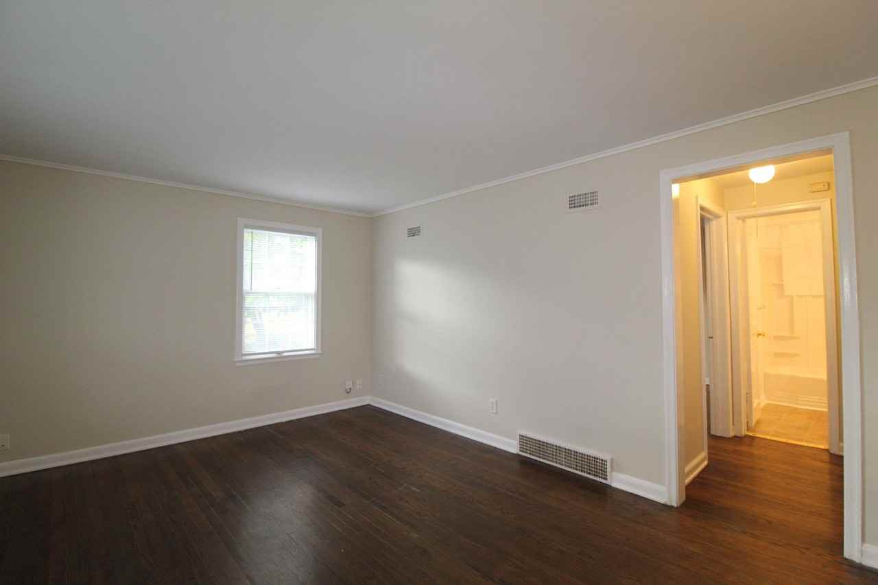 500 E Glendale St - Photo 2 of 8