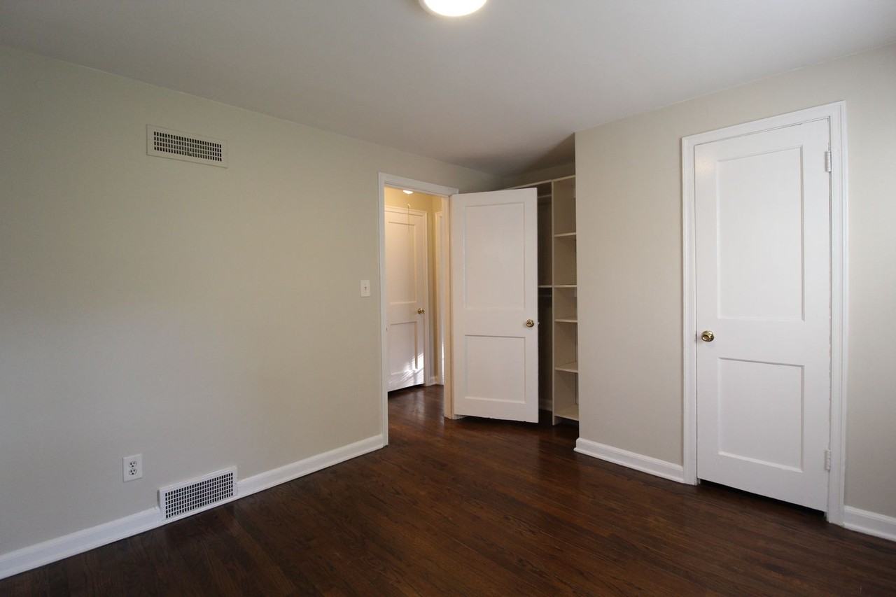 500 E Glendale St - Photo 7 of 8
