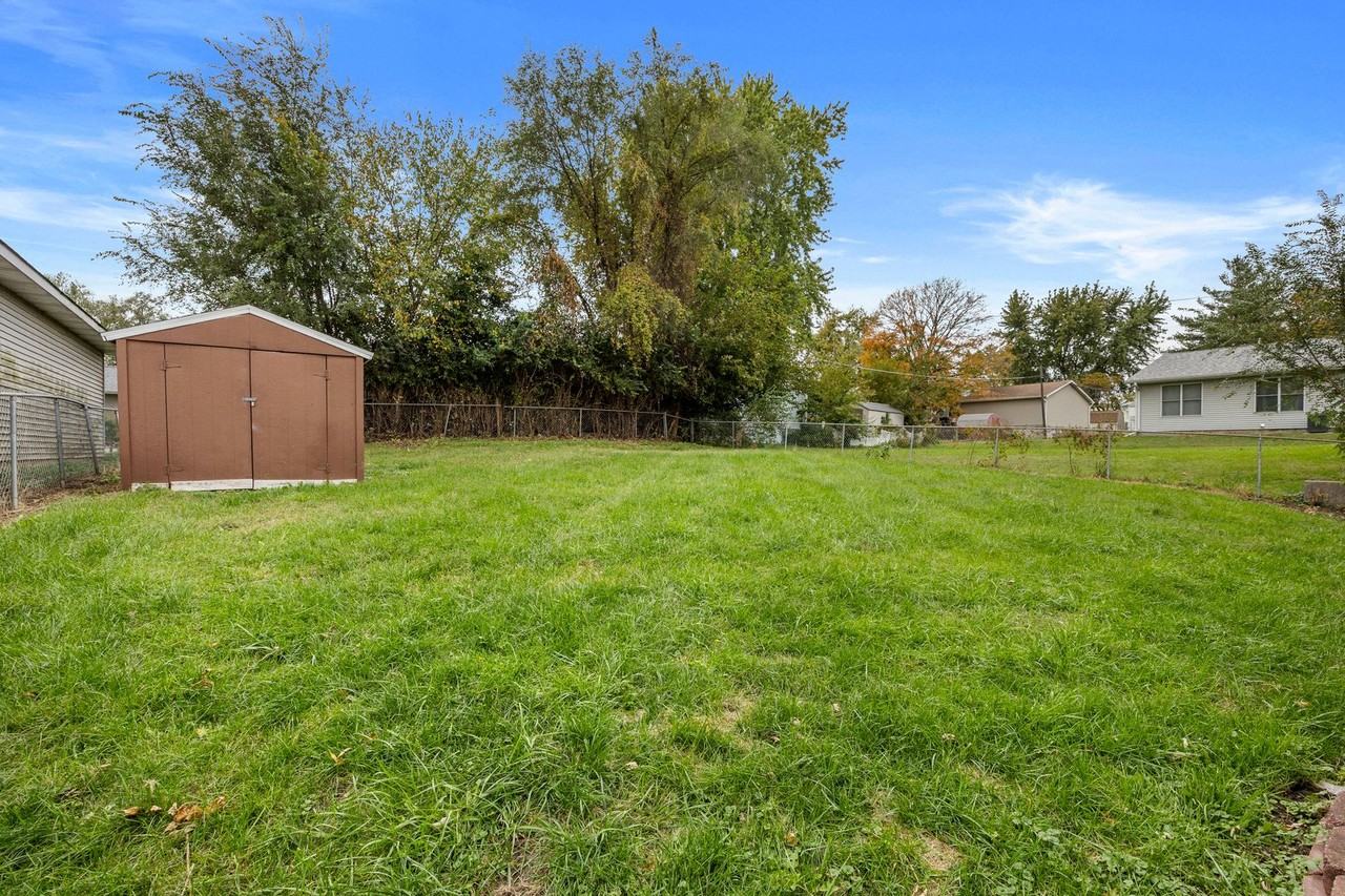 918 N Harlan St - Photo 7 of 15