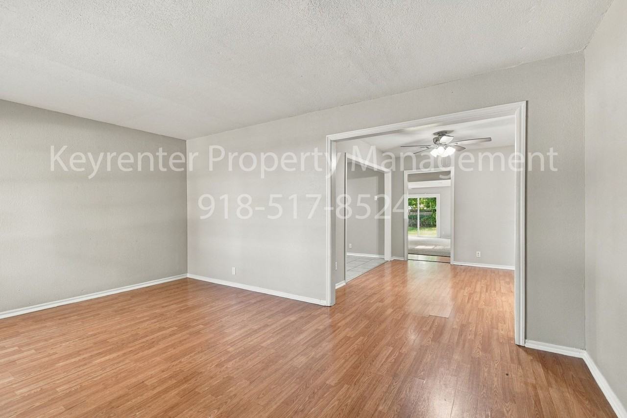 35 S Joplin Ave - Photo 5 of 22