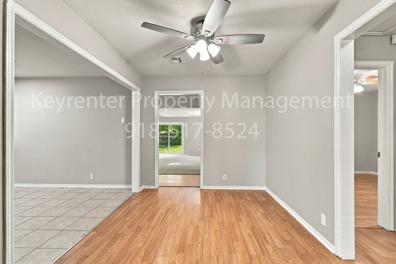 35 S Joplin Ave - Photo 4 of 22