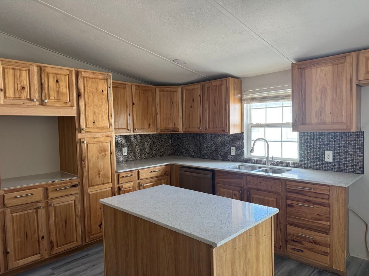 4612 County Road 616 - Photo 4 of 13