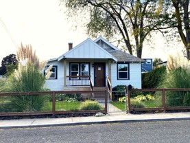 1222 E 8th St - Photo 1 of 1