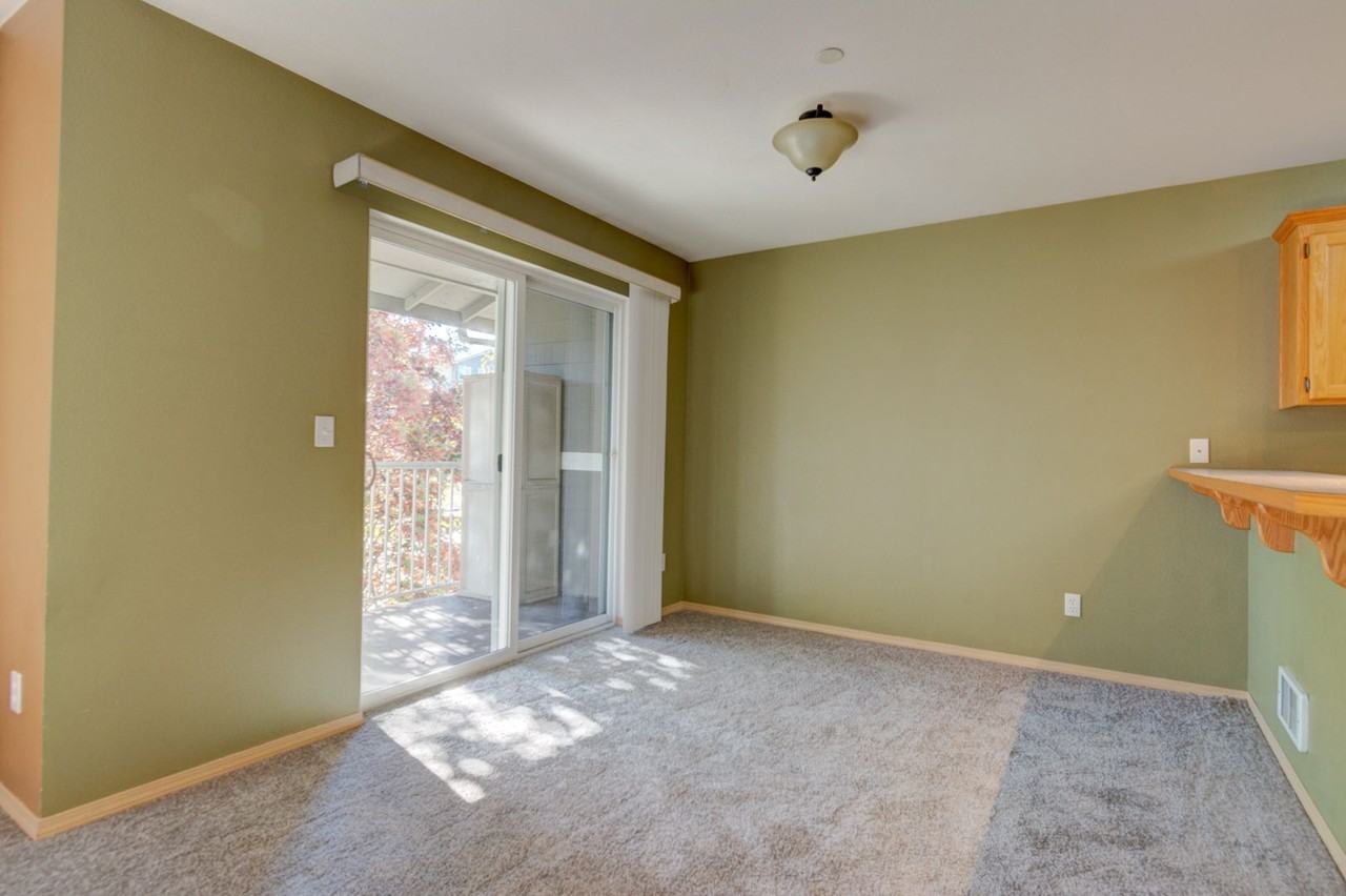 1700 Sw Mulberry Pl Apt A301 - Photo 4 of 15