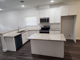1029 Calvin Ave - Photo 1 of 1
