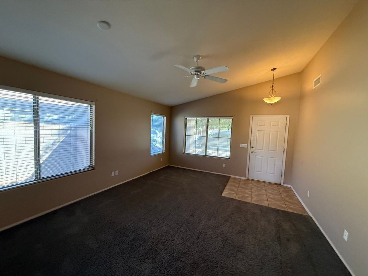 10054 E Olla Ave - Photo 2 of 15