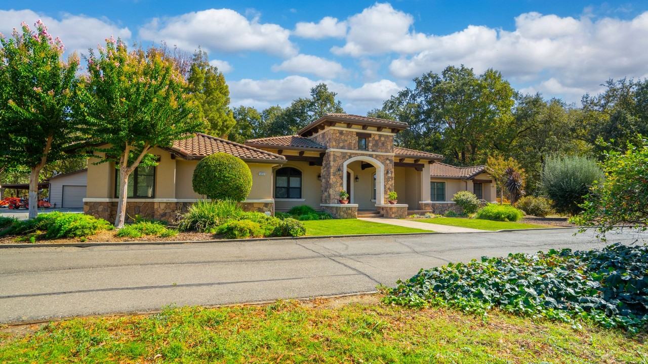 5050 Clayton Rd - Photo 2 of 32