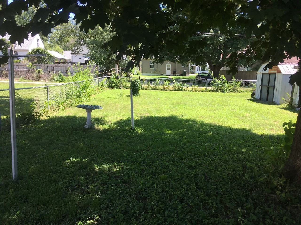 228 Sherman Ave - Photo 2 of 8