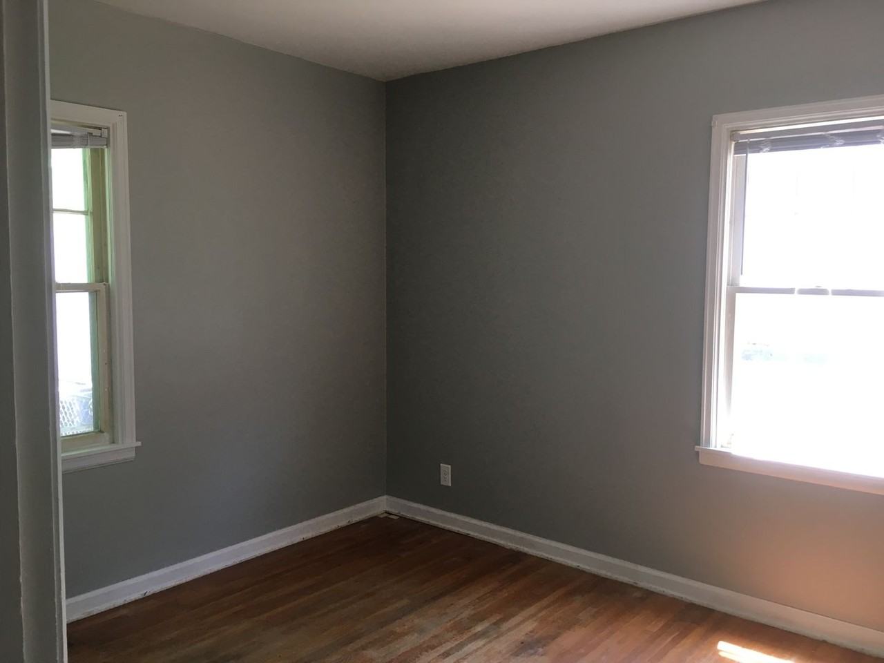 228 Sherman Ave - Photo 4 of 8