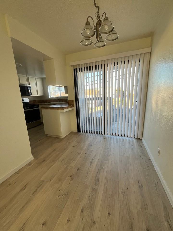 1611 Ramona Ave - Photo 2 of 15