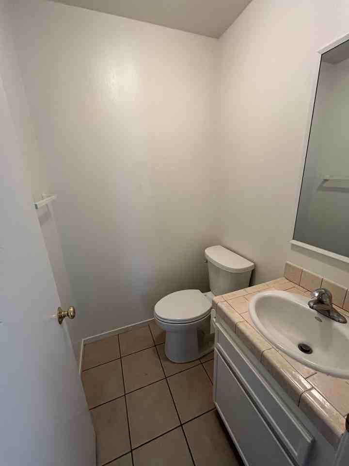 1611 Ramona Ave - Photo 4 of 15