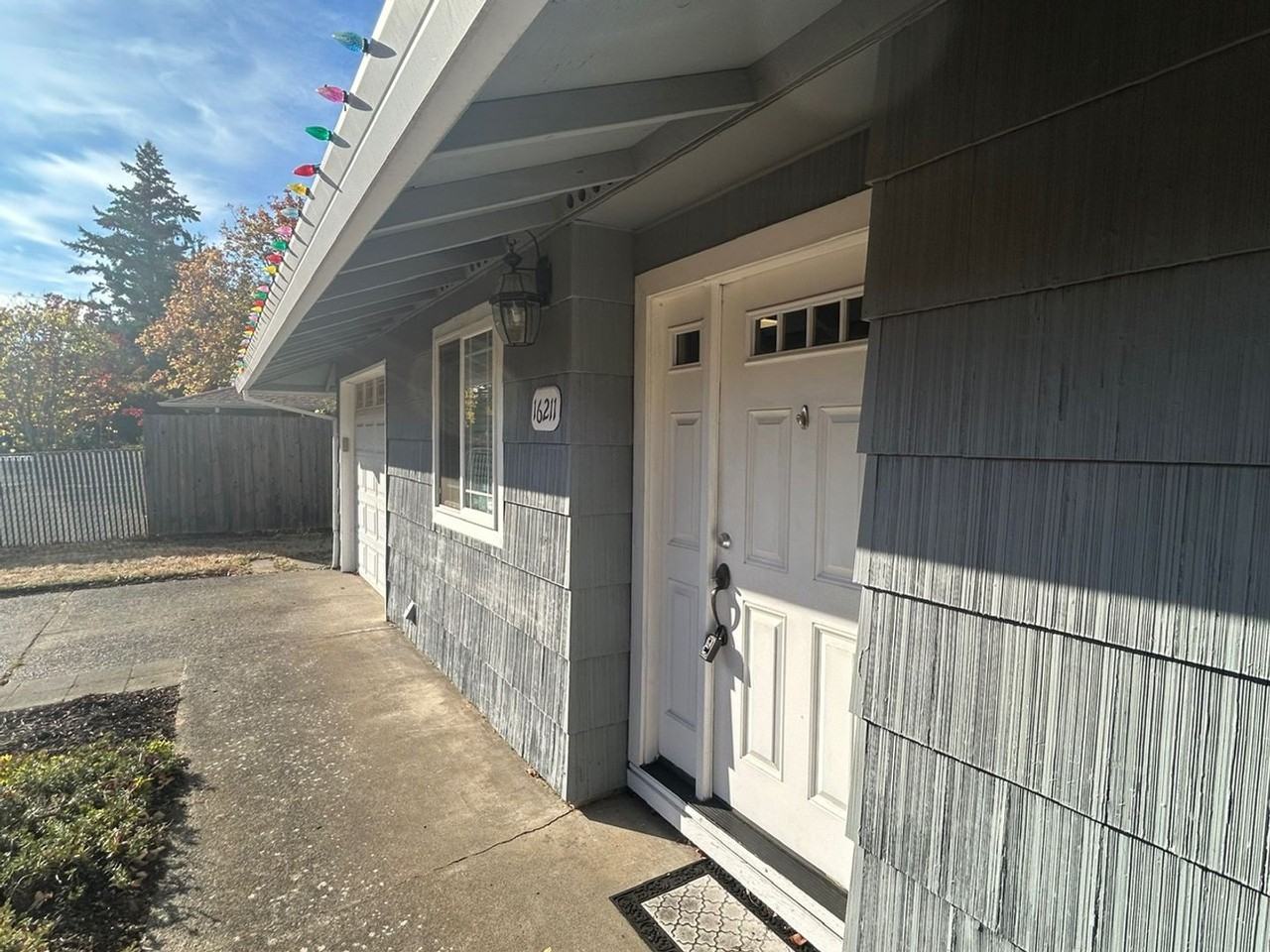16211 Se Haig St - Photo 3 of 19