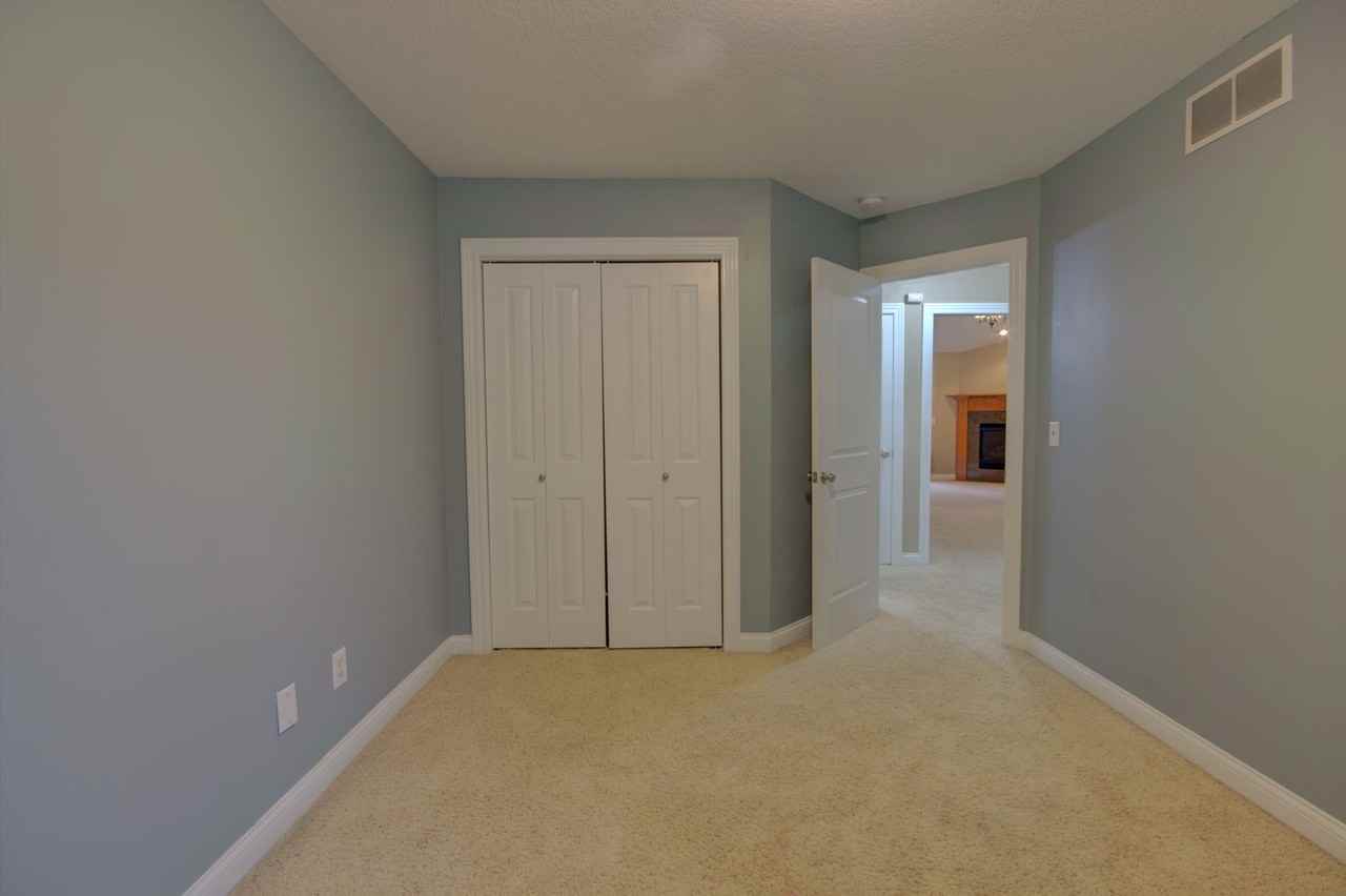 2215 W 59th St - Photo 5 of 47