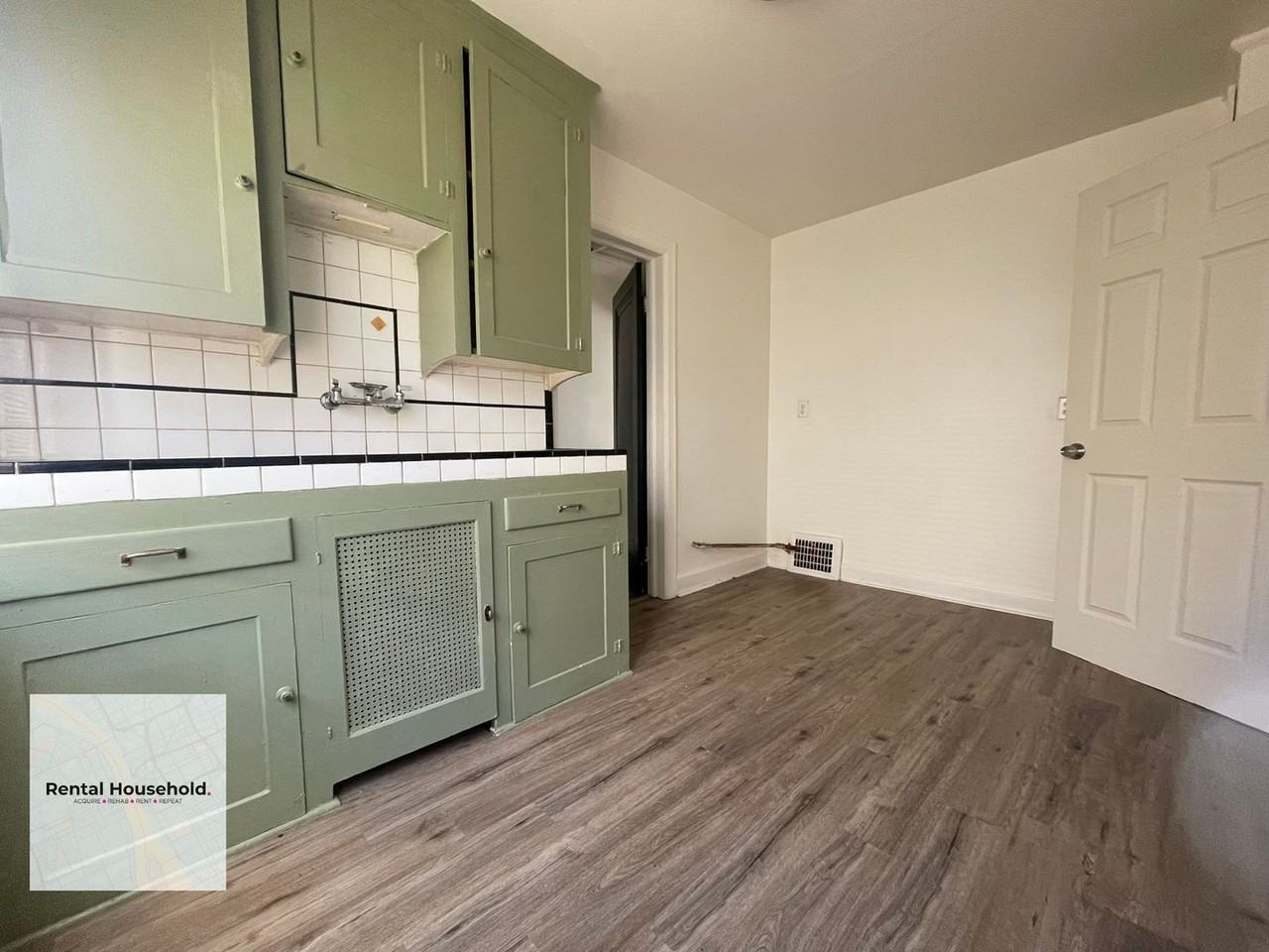 16820 Rockdale St - Photo 4 of 15