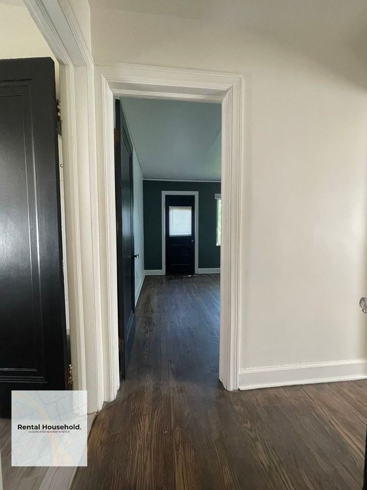 16820 Rockdale St - Photo 6 of 15