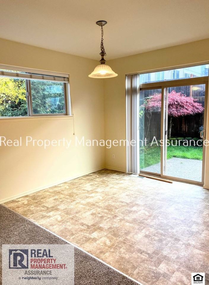 17555 Sw Rose Petal Ln - Photo 5 of 25