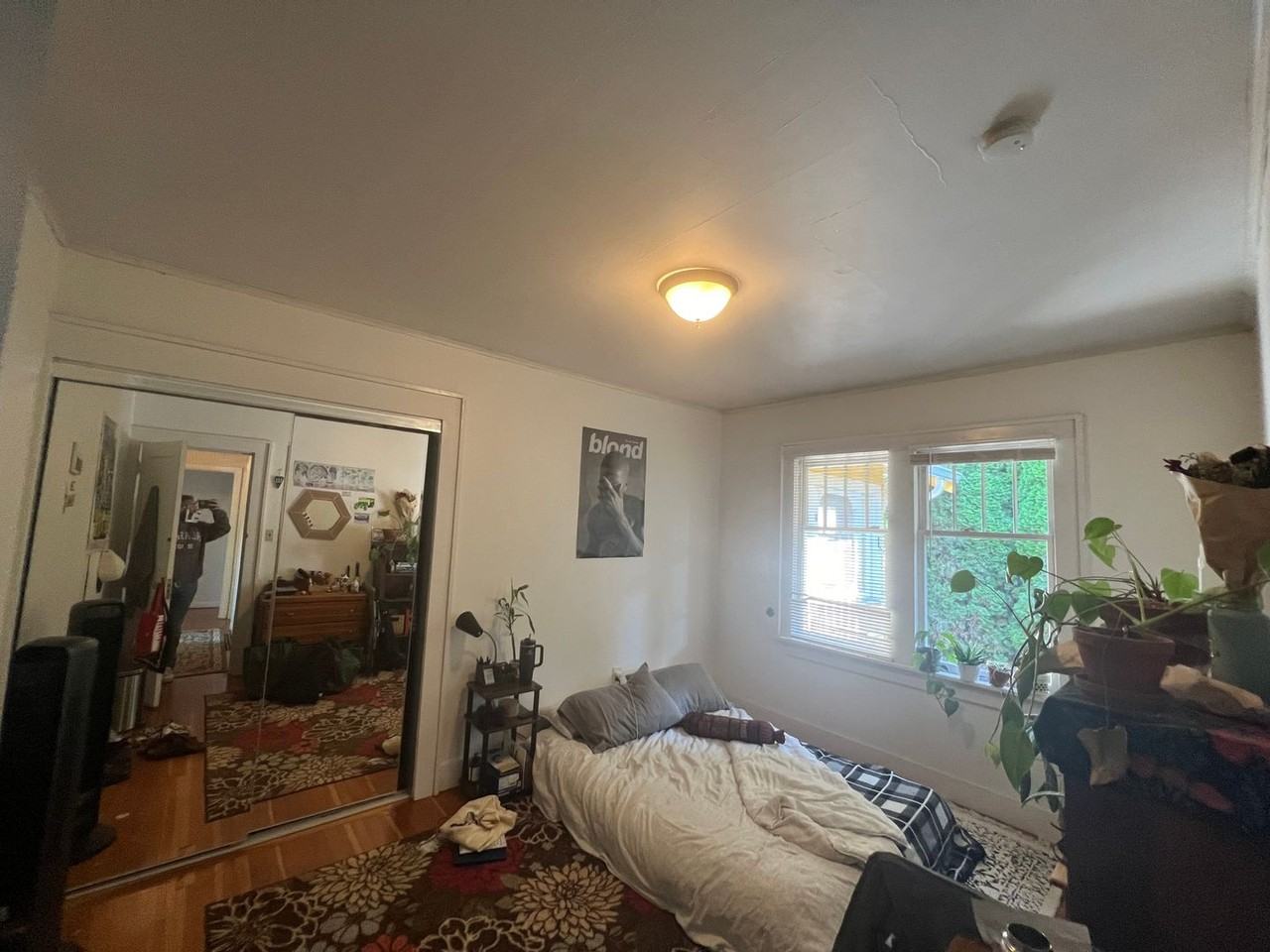 606 Gladstone St - Photo 7 of 28