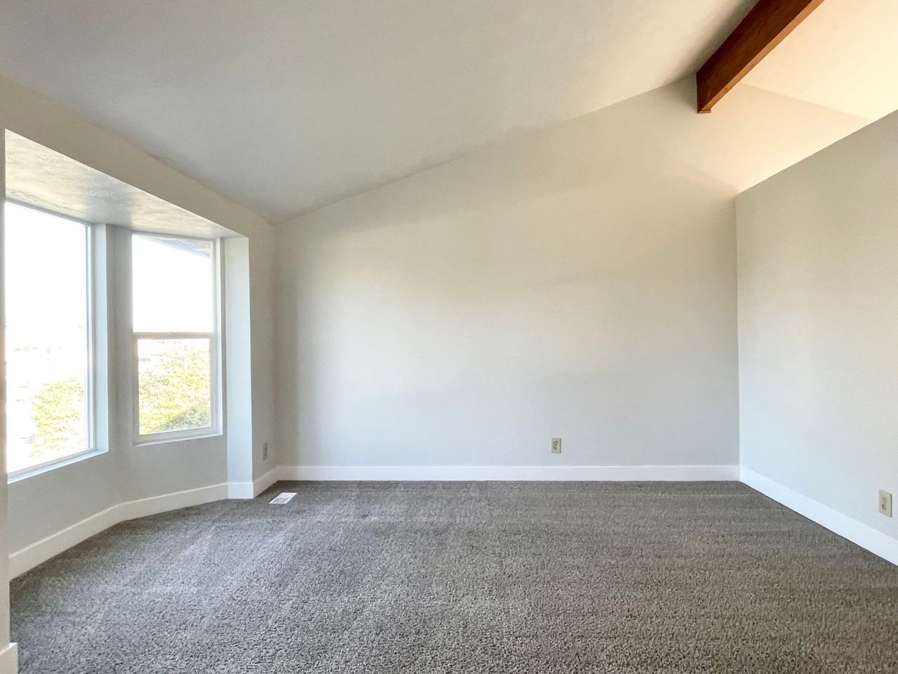 6275 W Grecian Dr - Photo 3 of 23