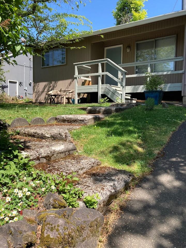 9706 Sw 49th Ave #AB - Photo 5 of 32