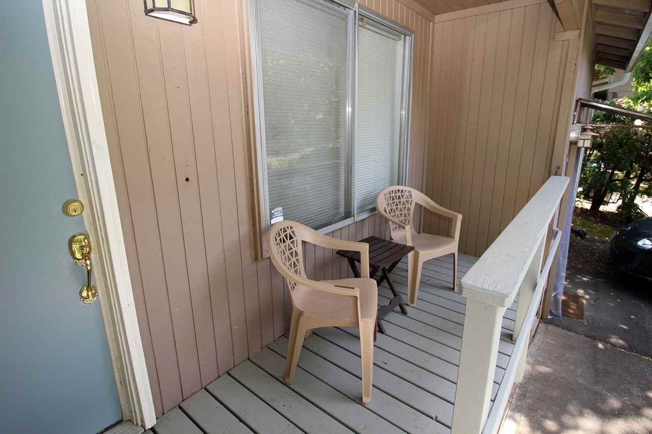 9706 Sw 49th Ave #AB - Photo 7 of 32