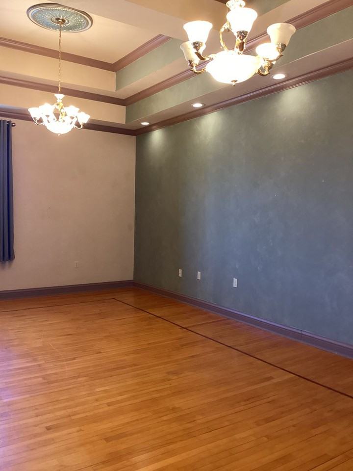 217 W North St - Photo 5 of 21