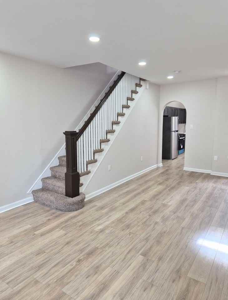 417 Mauch Chunk St - Photo 2 of 12