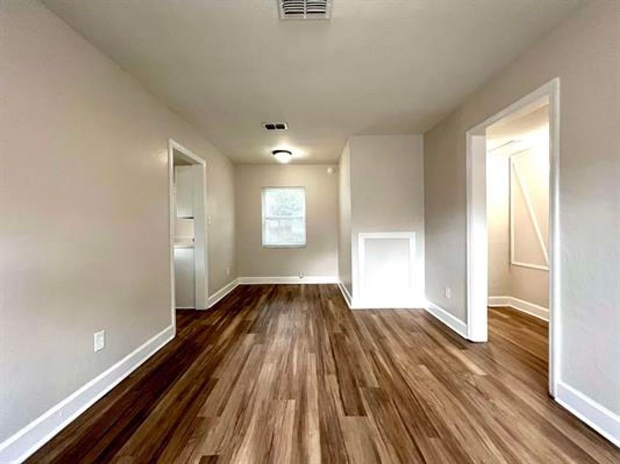1537 Patrick Ave - Photo 5 of 17