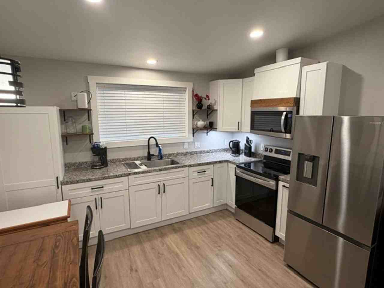 971 6th St - Photo 2 of 15