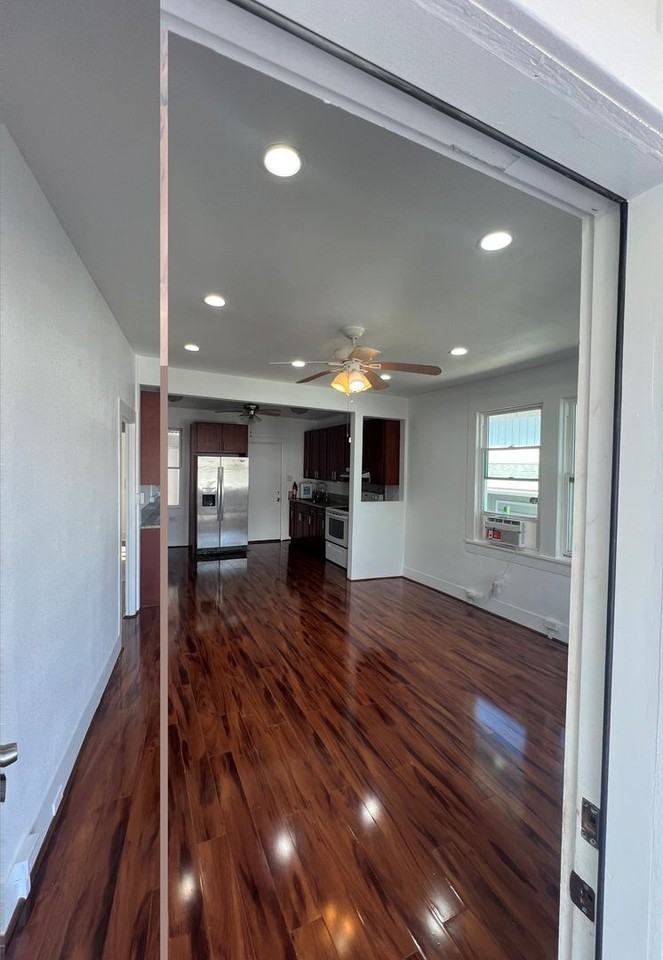 3311 Herbert St - Photo 6 of 41