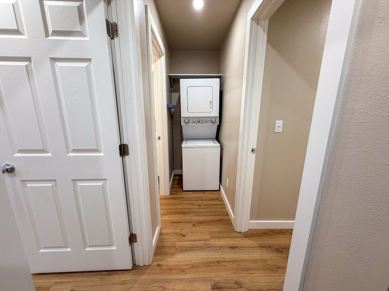 728 Flume St - Photo 7 of 14