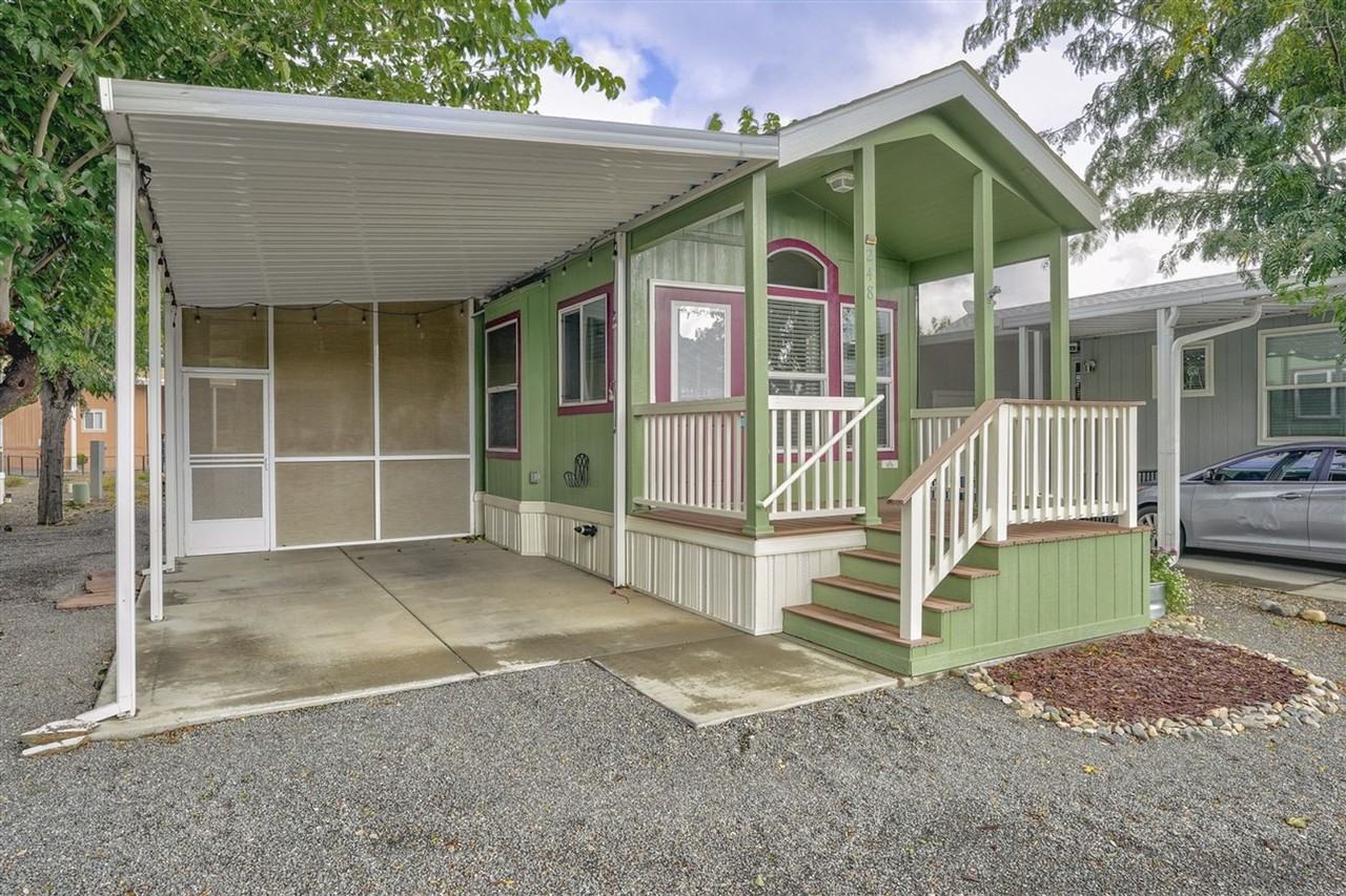 248 E Deer Dr - Photo 4 of 31