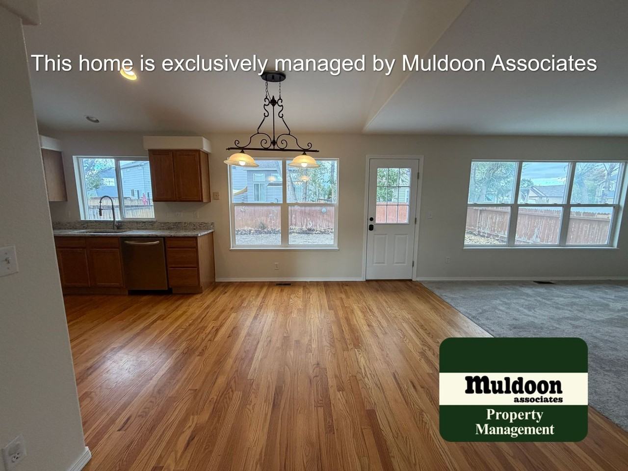 4687 Fencer Rd - Photo 6 of 34