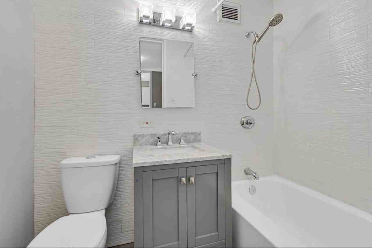 601 E 32nd St - Photo 2 of 19
