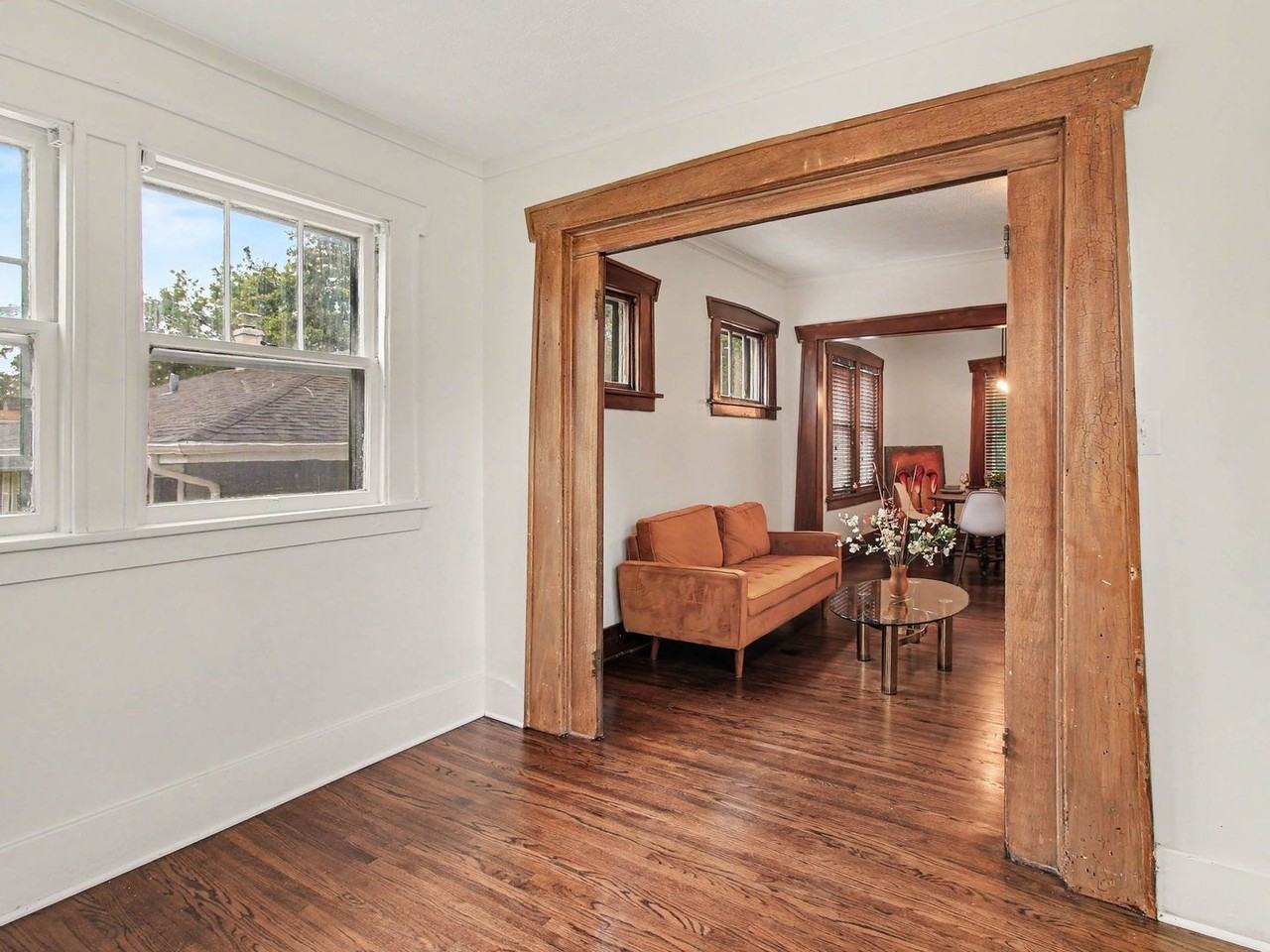 6354 Parker St - Photo 5 of 25