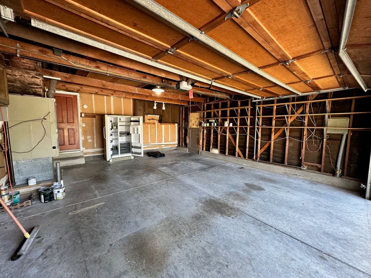 2480 Porterfield Ct - Photo 4 of 48