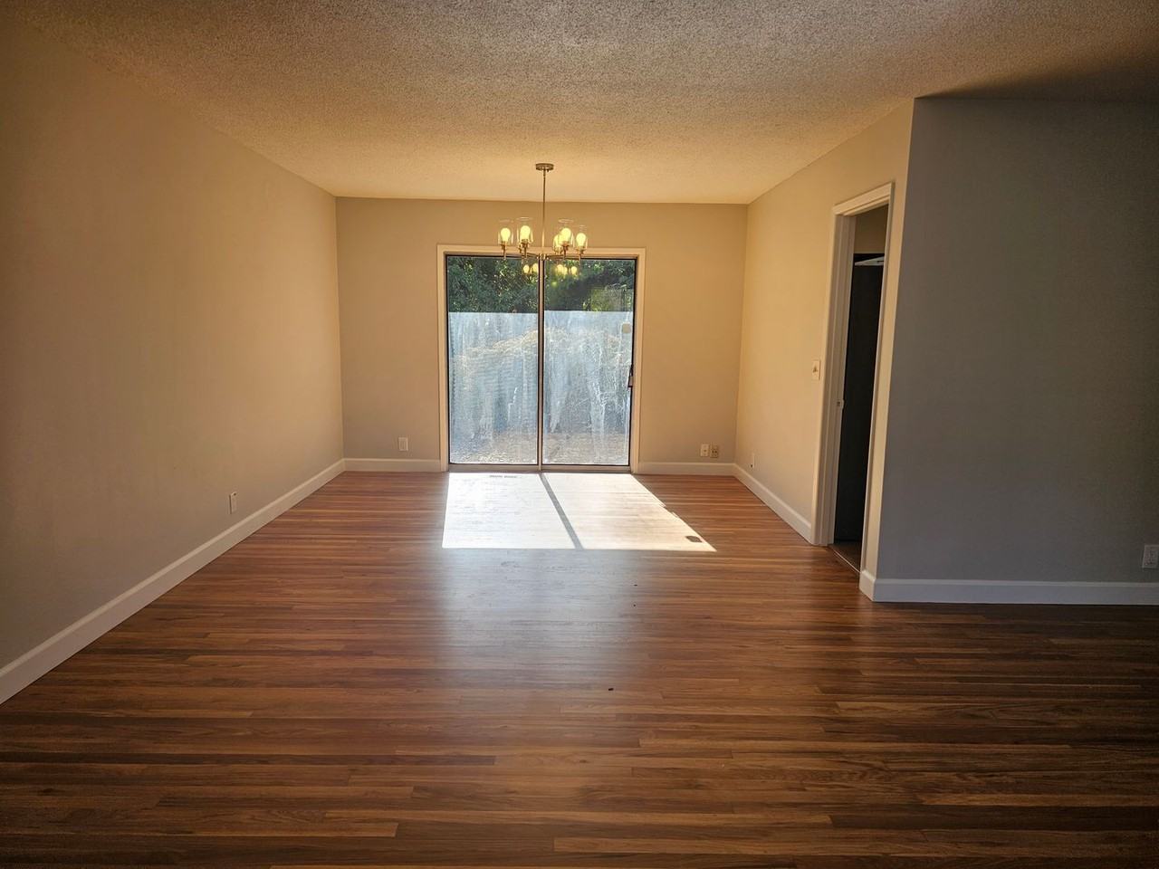 8950 Sw Jamieson Rd - Photo 5 of 17