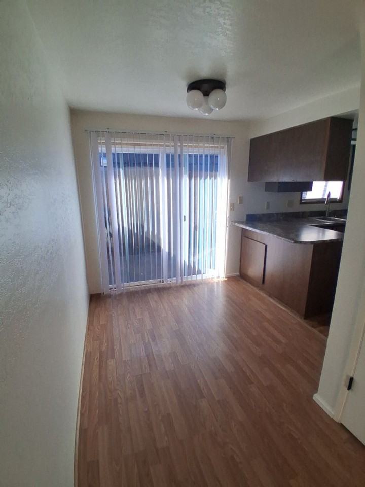 1870 Inner Cir #1 - Photo 3 of 9