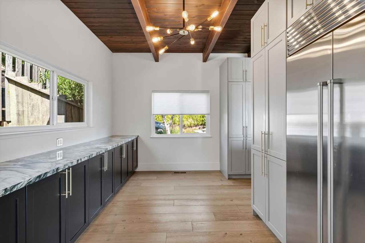 125 Convent Ct - Photo 6 of 21