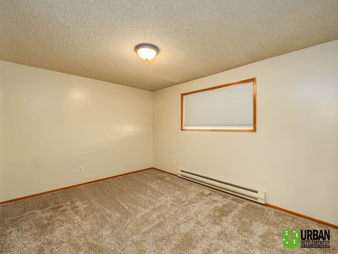 629 E Providence Ave - Photo 2 of 16