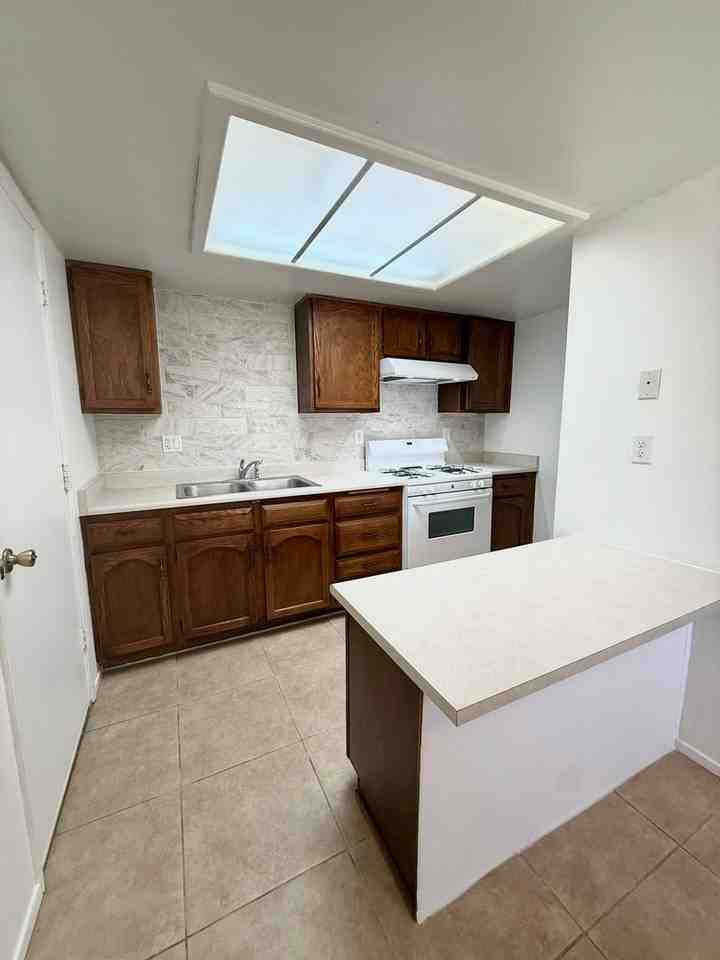 1839 Kimberly Dr - Photo 7 of 18