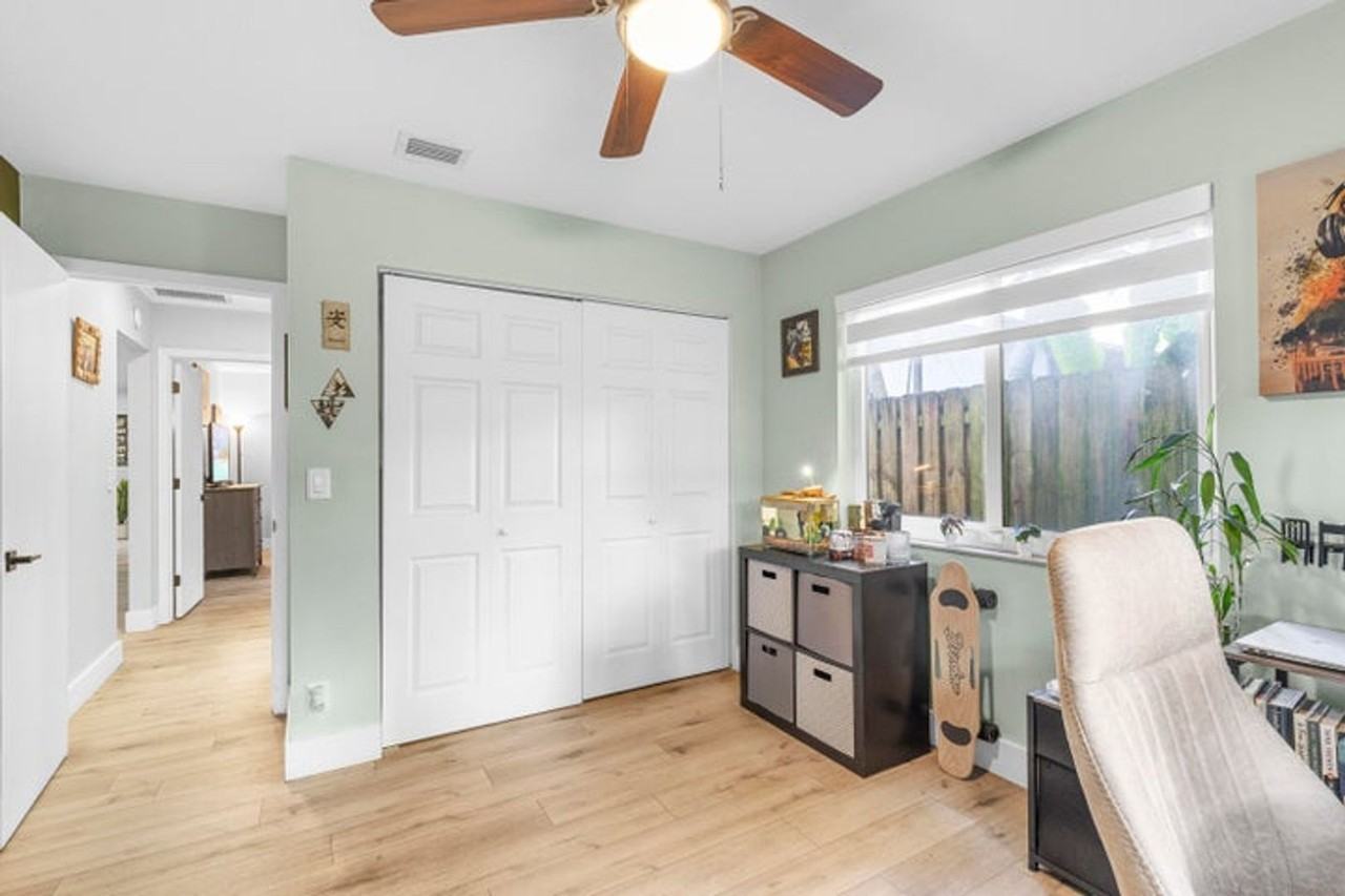 5318 Nw 93rd Ave - Photo 7 of 19