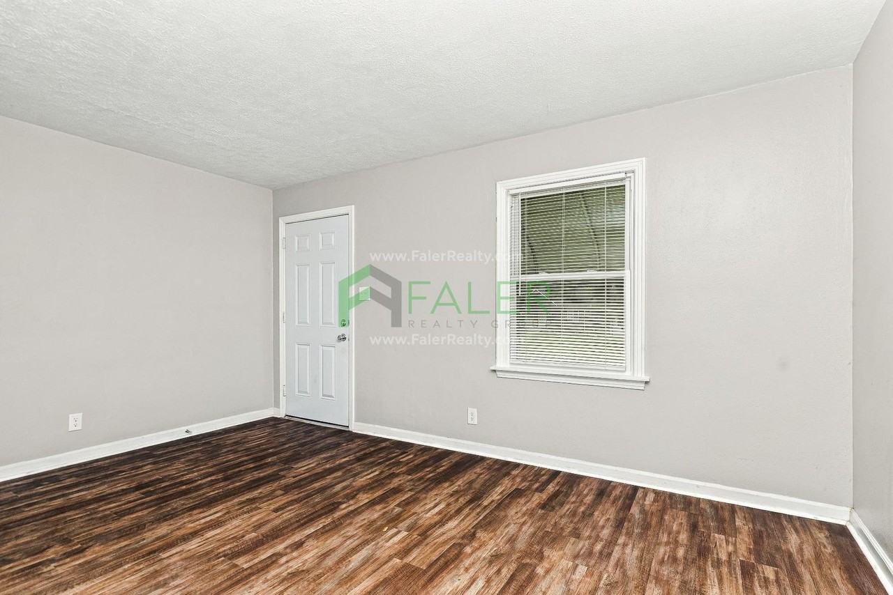 4010 Corinth Blvd - Photo 7 of 18