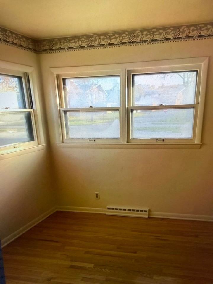 3911 N 92nd St - Photo 3 of 17