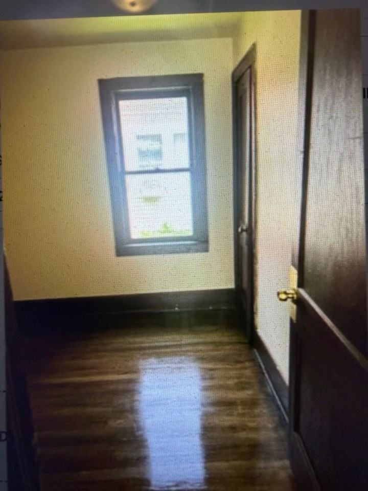 4952 N 36th St - Photo 4 of 13