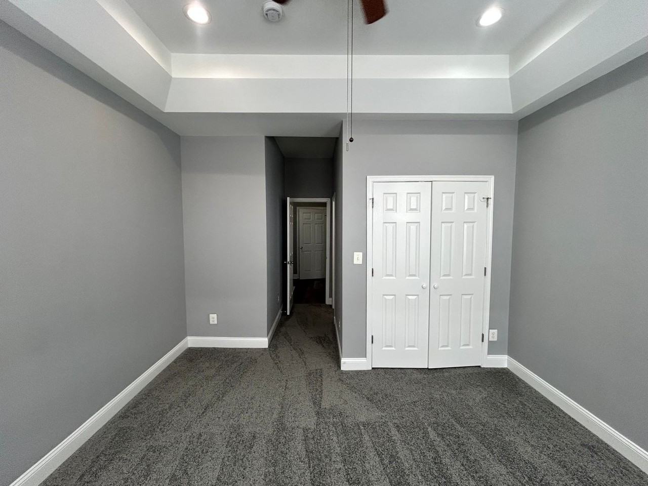 3322 Edmondson Ave - Photo 3 of 13