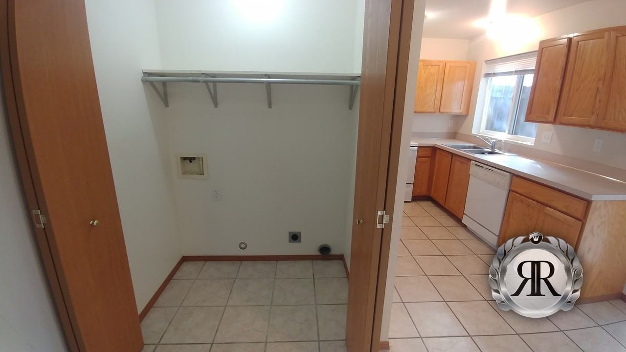 3616 Fairbanks Ave #2 - Photo 4 of 16