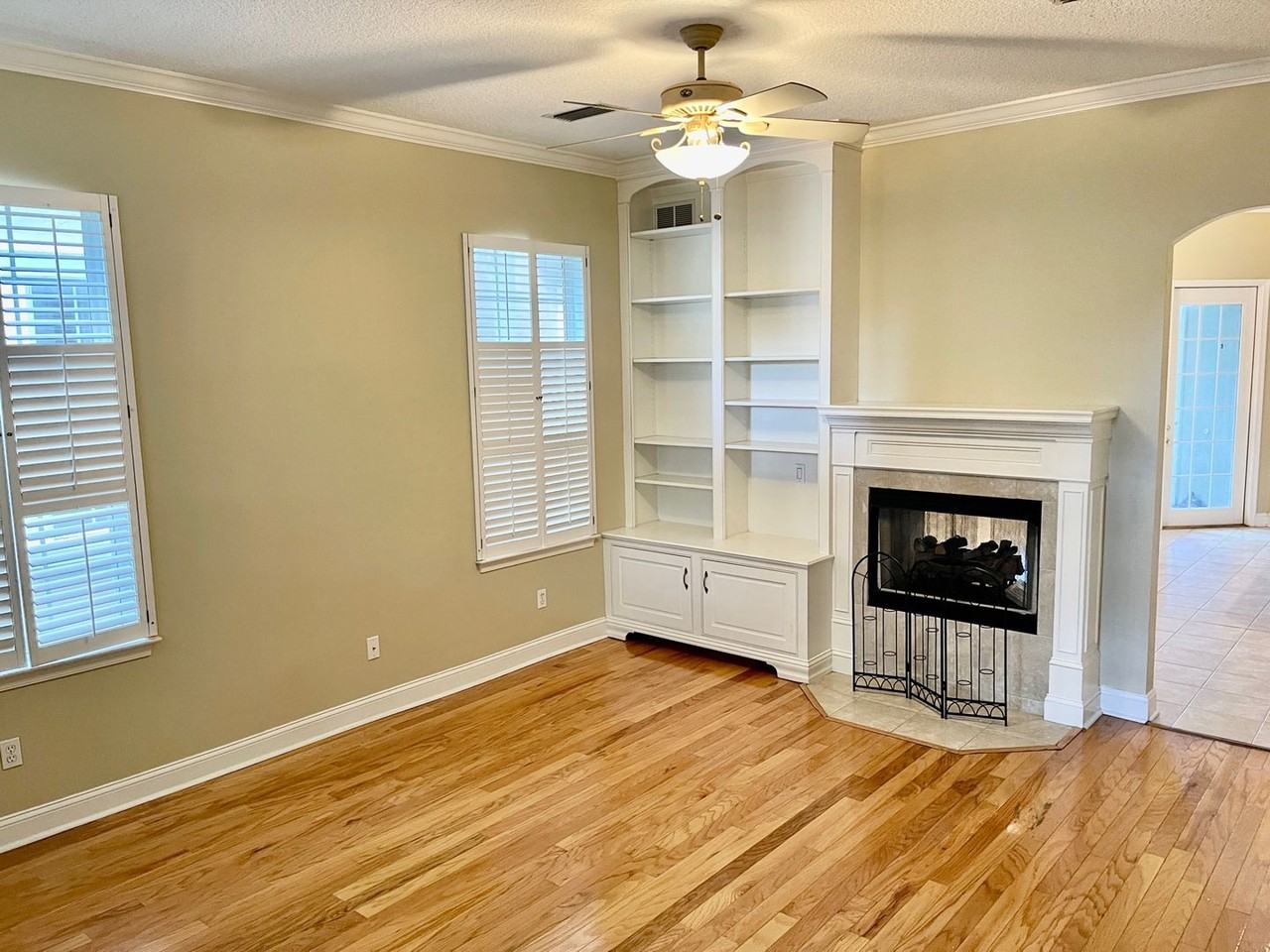 1625 Park Ave - Photo 6 of 7