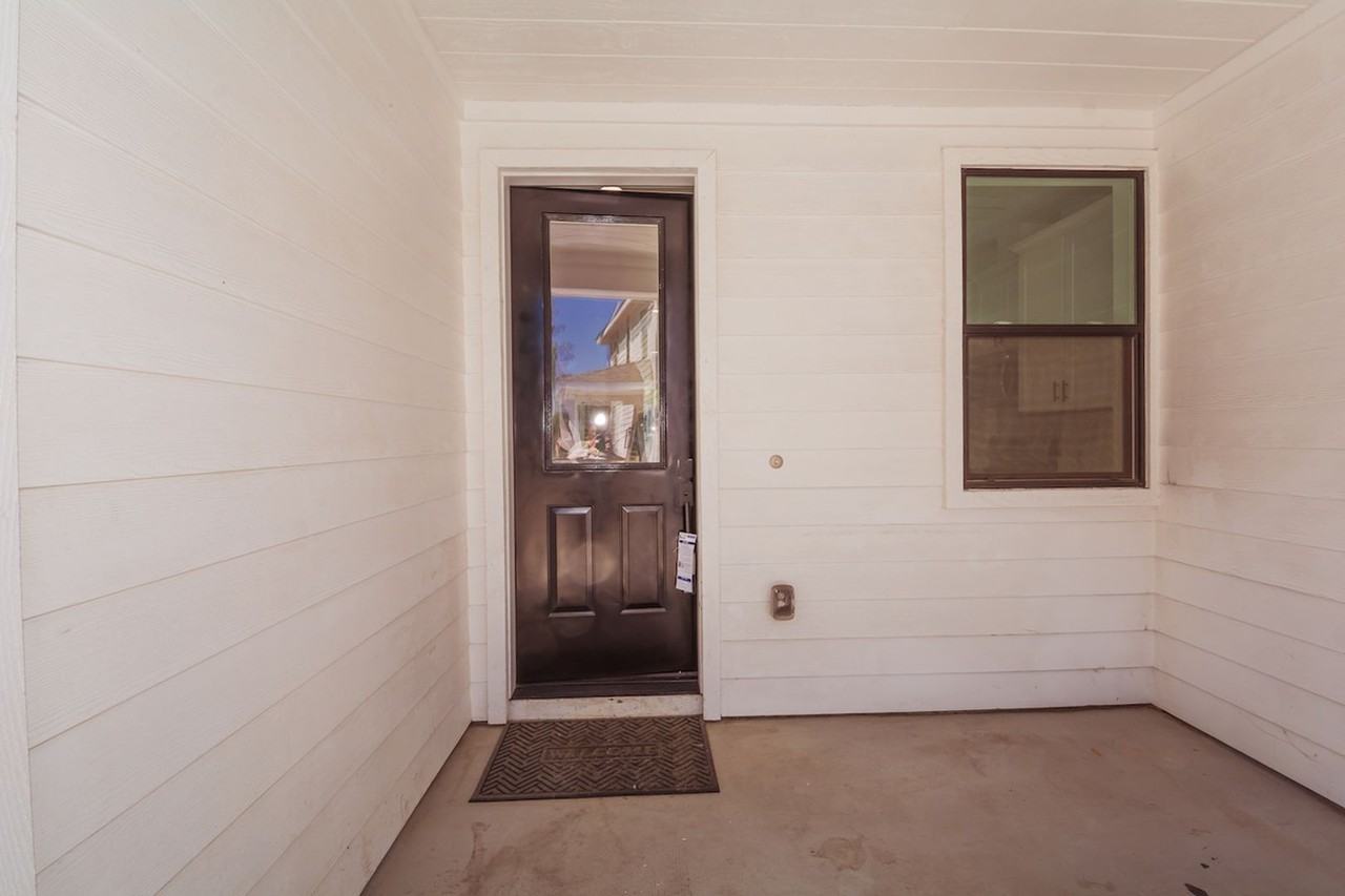 2468 Mission Inn Ave - Photo 3 of 22