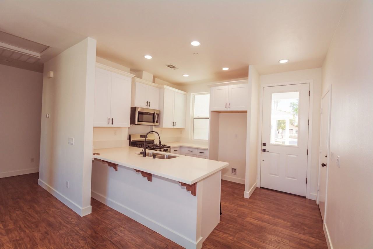 2468 Mission Inn Ave - Photo 4 of 22